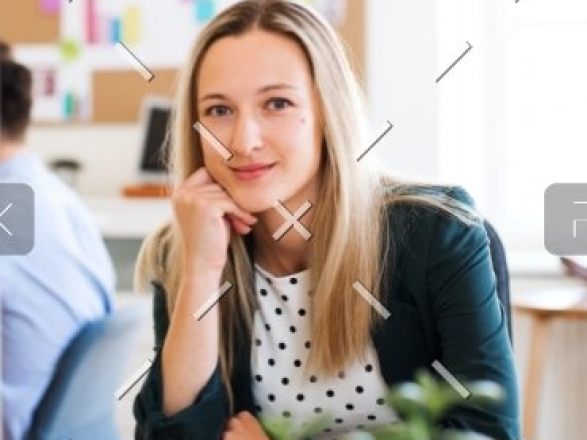 demo-attachment-90-a-portrait-of-young-businesswoman-sitting-in-a-3SY89AP