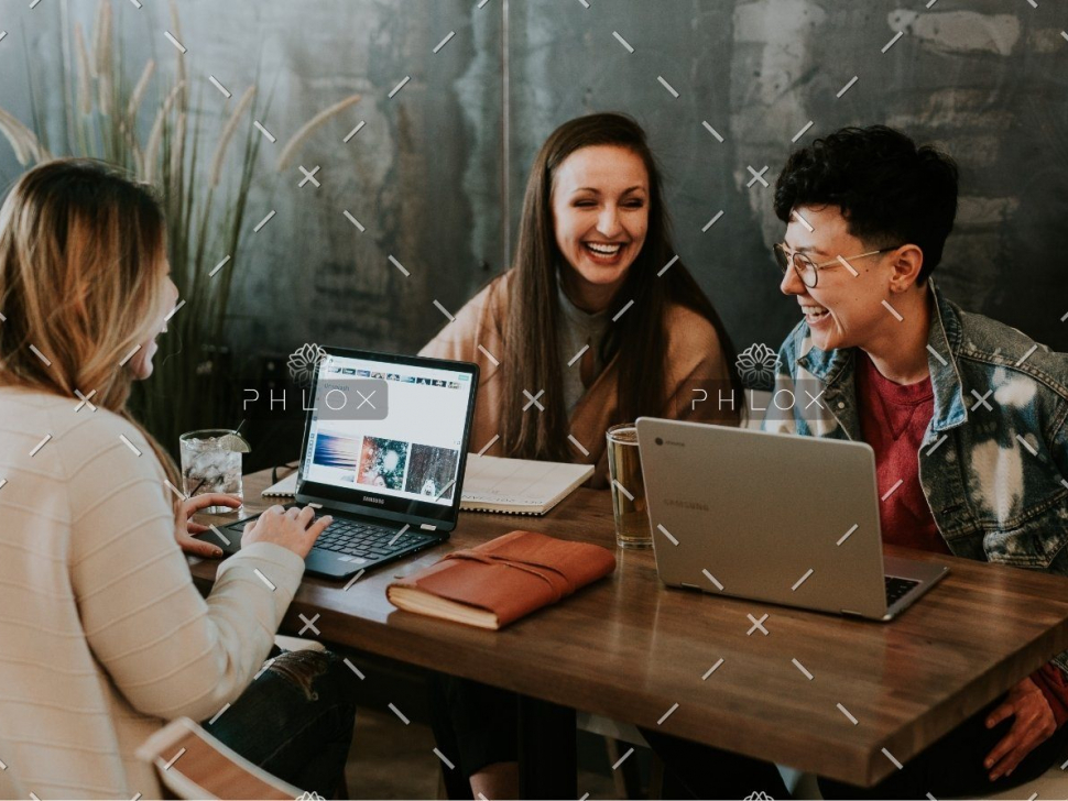 demo-attachment-176-brooke-cagle-609873-unsplash-3